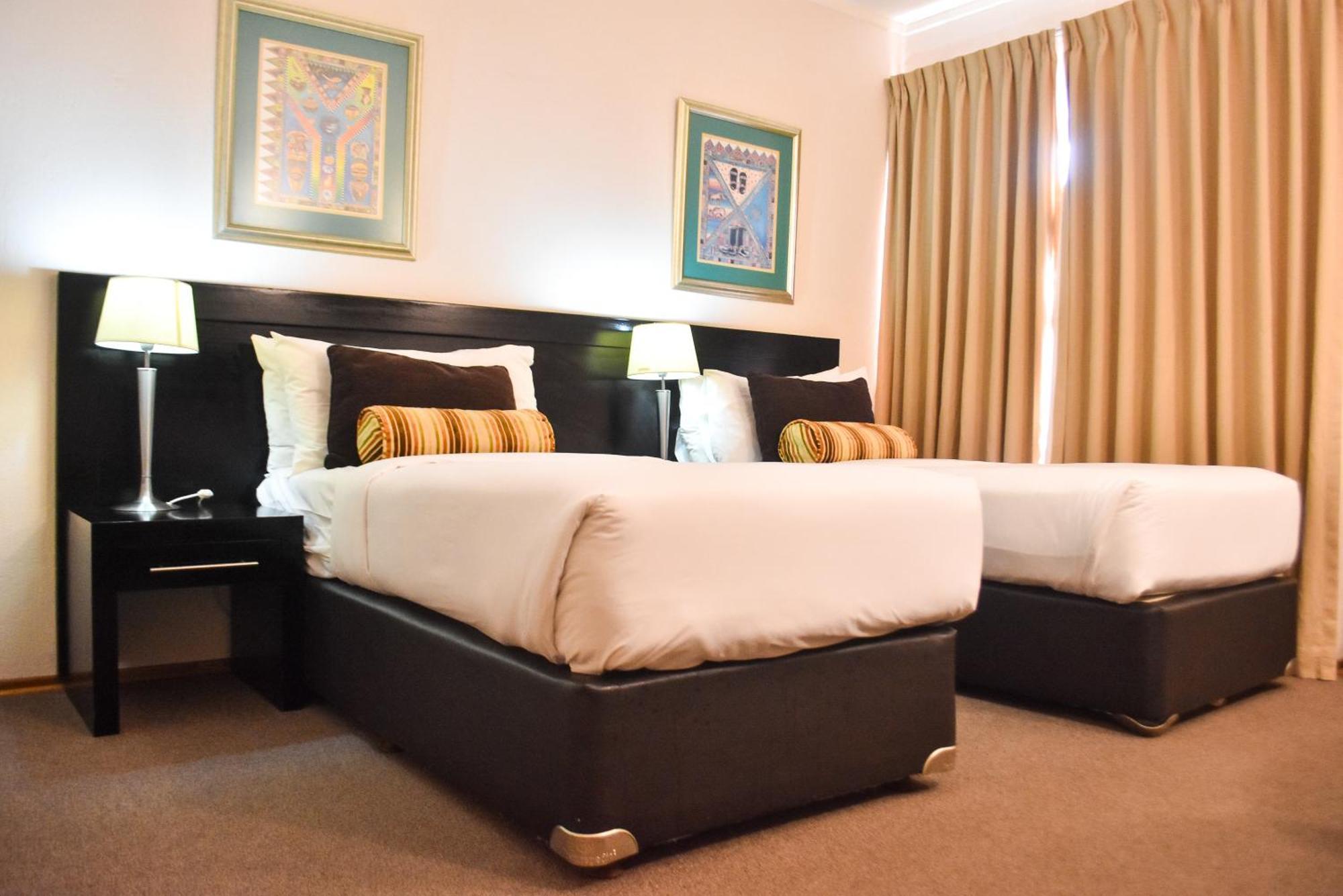 Cresta Bosele Hotel Selebi-Phikwe Dış mekan fotoğraf