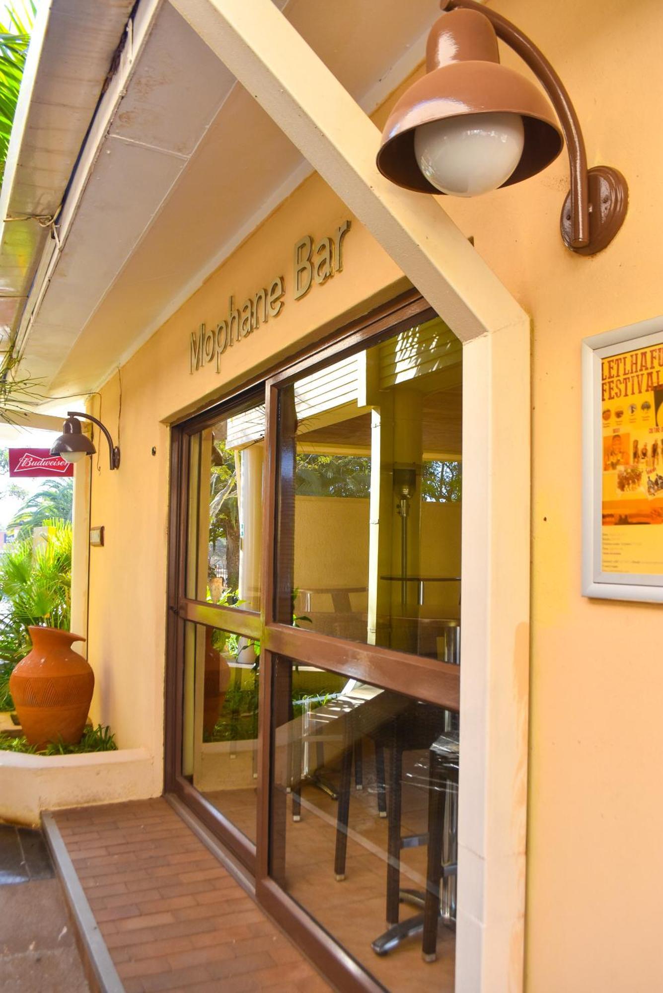 Cresta Bosele Hotel Selebi-Phikwe Dış mekan fotoğraf