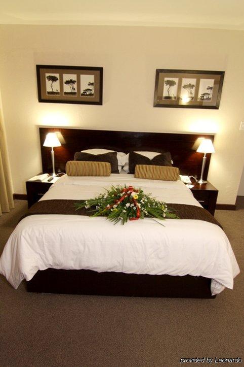 Cresta Bosele Hotel Selebi-Phikwe Oda fotoğraf